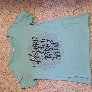 Cheekys karma graphic t-shirt